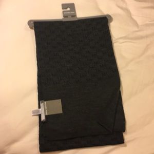 Michael Kors scarf. Gray logo